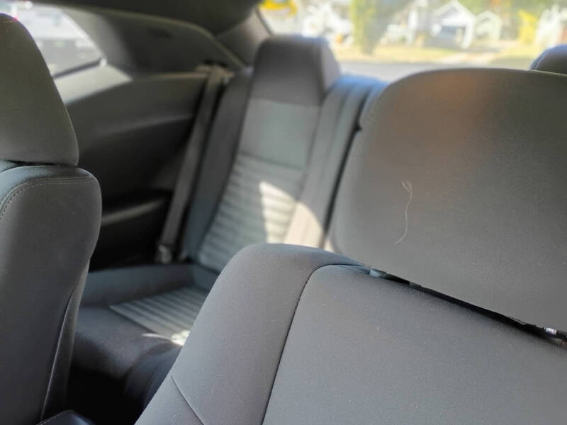 2014 Dodge Challenger SXT