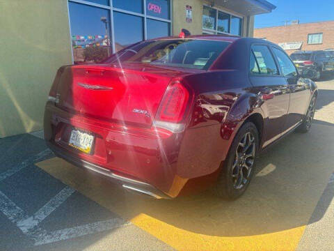 2018 Chrysler 300 S