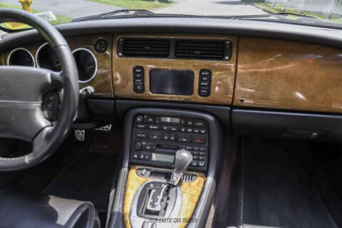 2002 Jaguar XKR
