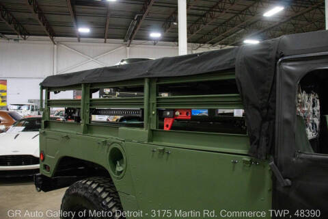 2001 AM General Hummer