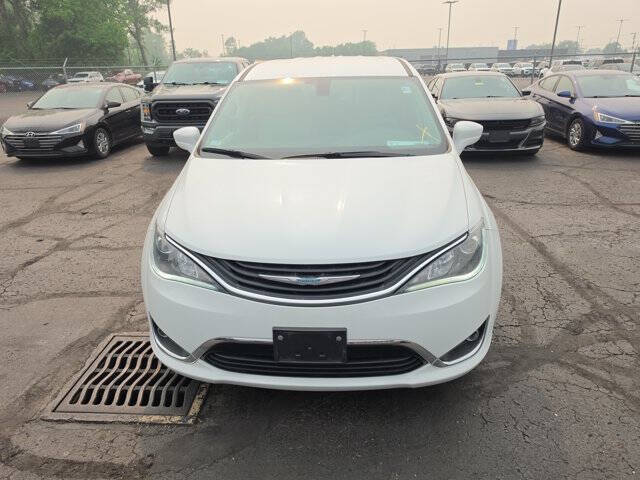 2018 Chrysler Pacifica Hybrid Touring Plus