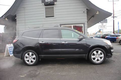 2017 Chevrolet Traverse LT