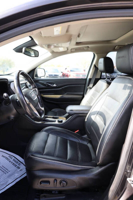 2019 GMC Acadia Denali