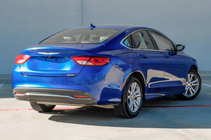 2017 Chrysler 200 Limited Platinum