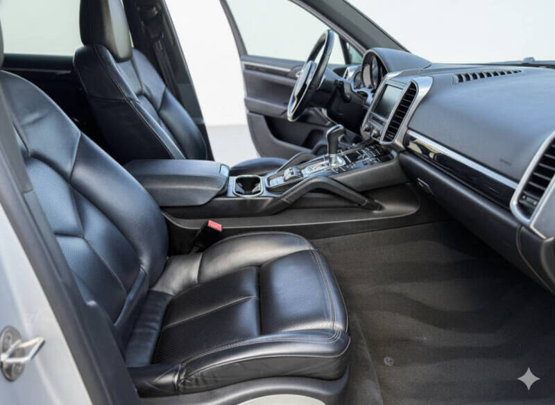 2012 Porsche Cayenne S