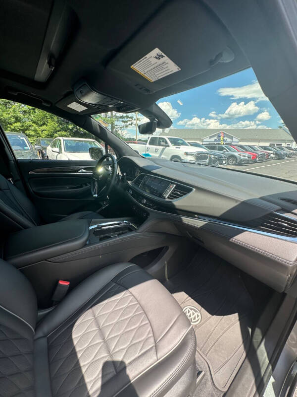 2023 Buick Enclave Avenir