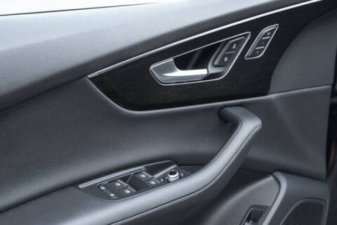 2023 Audi Q7 quattro Premium Plus 55 TFSI