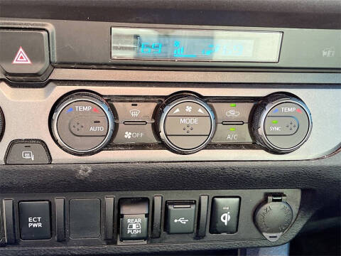 2023 Toyota Tacoma TRD Off-Road