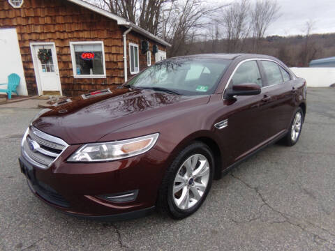 2012 Ford Taurus for sale at Trade Zone Auto Sales in Hampton NJ