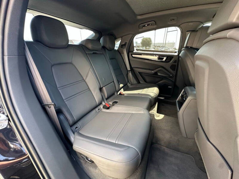 2022 Porsche Cayenne