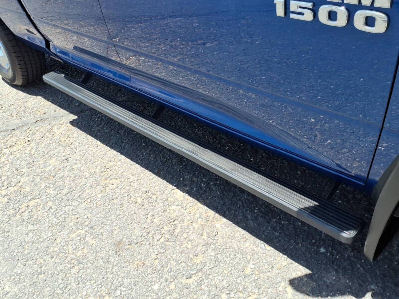 2016 RAM 1500 SLT