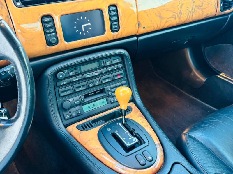 2001 Jaguar XK-Series XK8