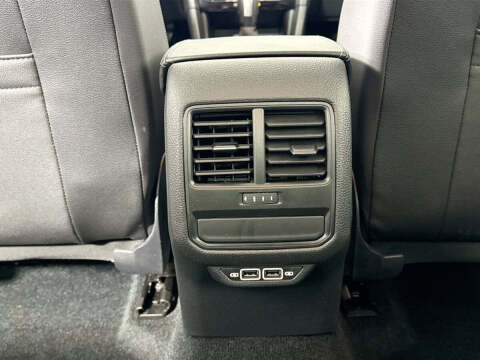 2022 Volkswagen Passat SE