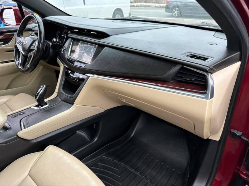 2018 Cadillac XT5 Luxury