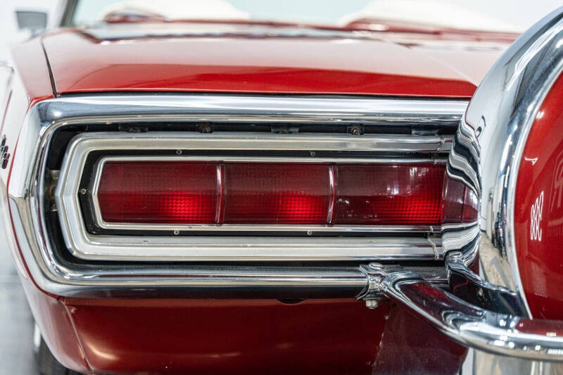 1966 Ford Thunderbird