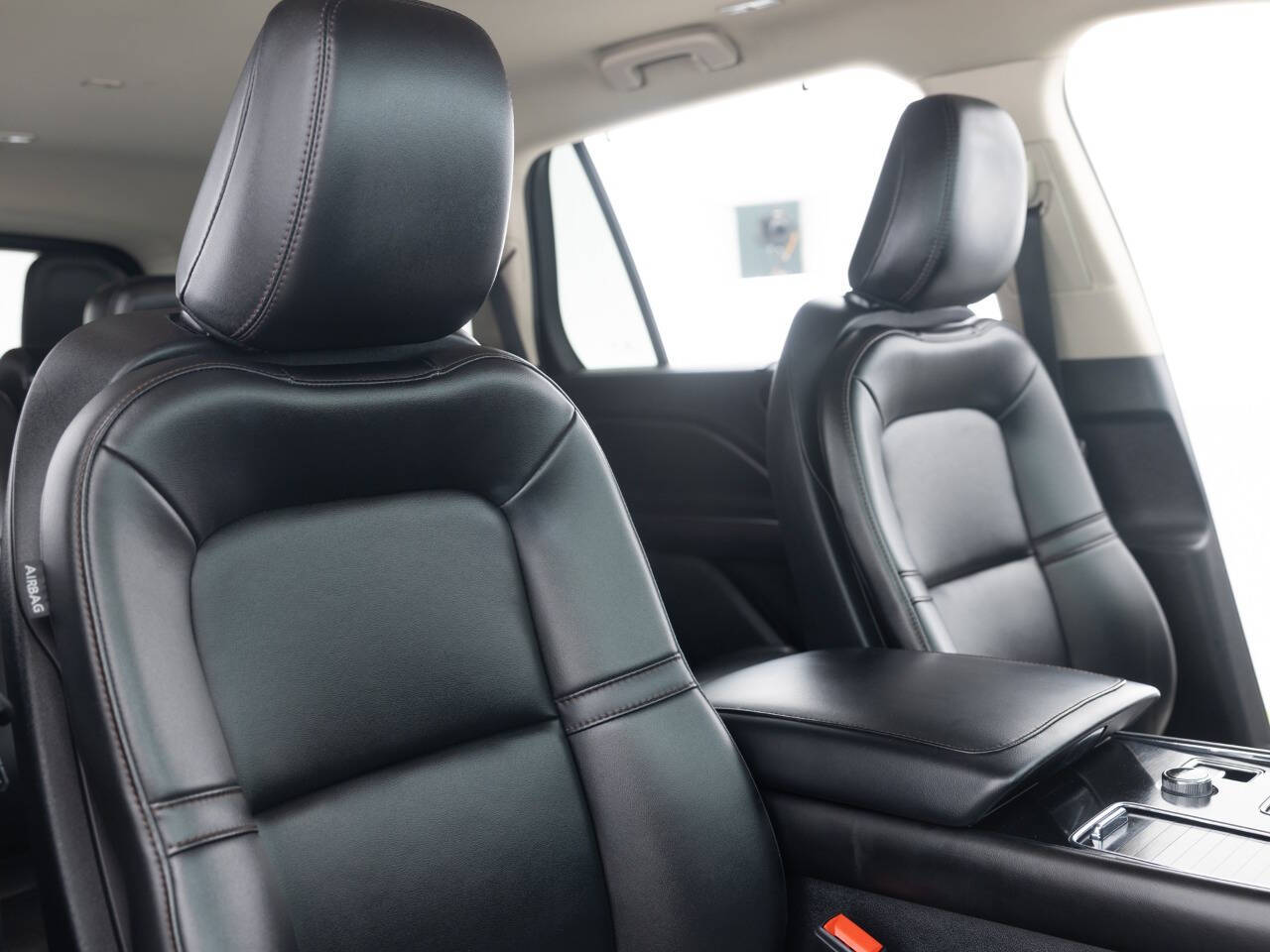 Used Car 2022 Lincoln Aviator  Livery Awd 4dr Suv For Sale Under $20,000 In Coal City, Illinois