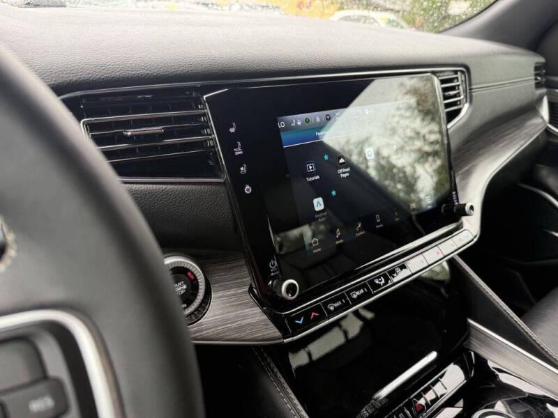 2023 Jeep Wagoneer L Series II