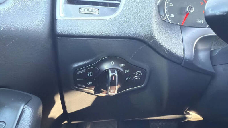 2015 Audi Q5 2.0T quattro Premium Plus