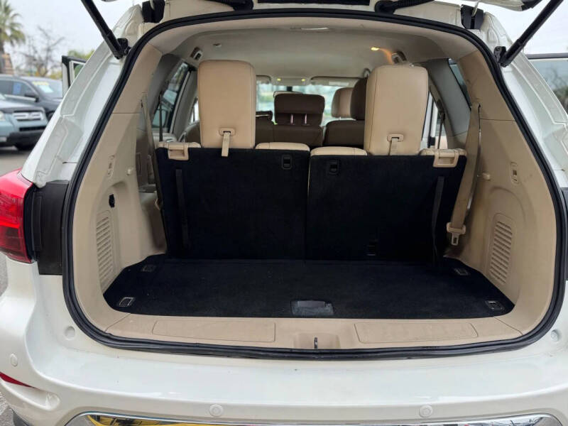 2017 Nissan Pathfinder