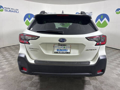 2023 Subaru Outback Premium