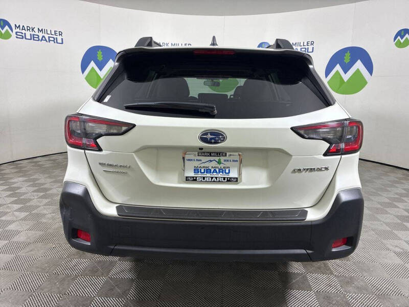 2023 Subaru Outback Premium