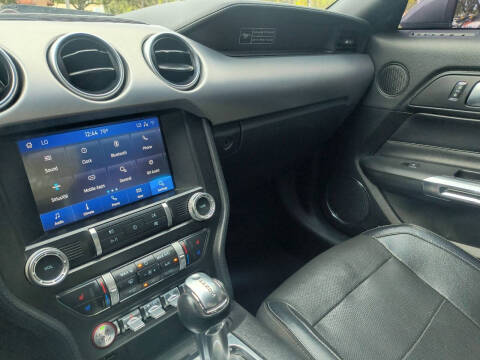 2020 Ford Mustang EcoBoost Premium