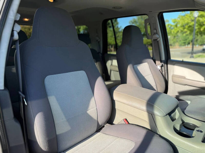 2004 Ford Expedition XLT