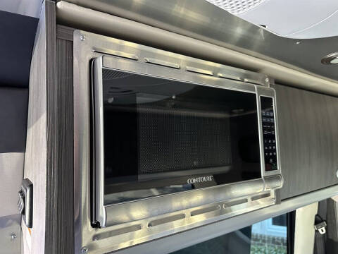 2021 Mercedes-Benz Sprinter 2500