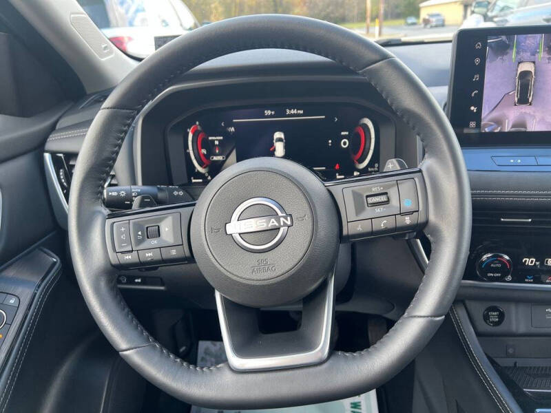 2024 Nissan Rogue Platinum