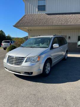 2010 Chrysler Town and Country for sale at Austin's Auto Sales in Grayson KY