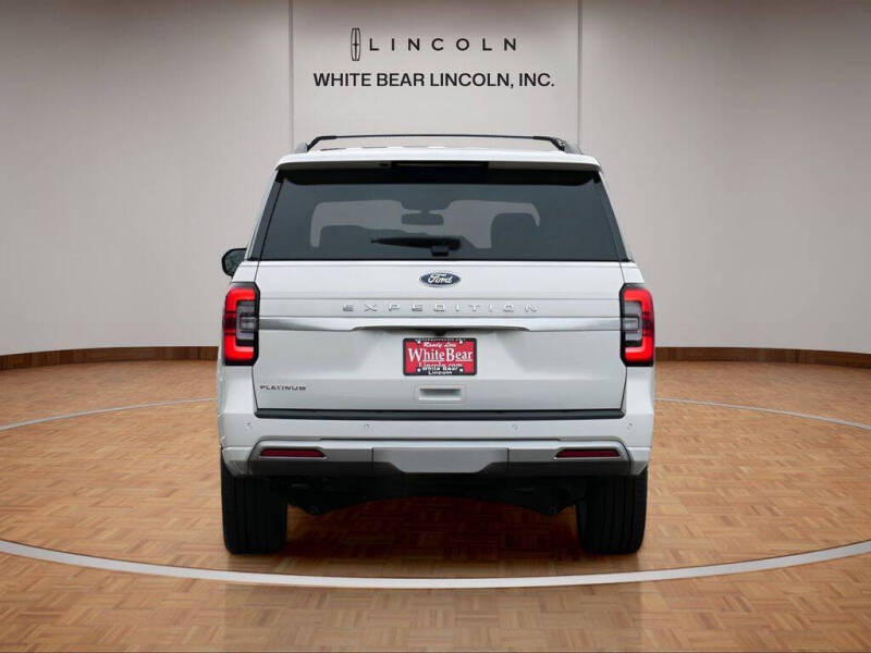 2024 Ford Expedition Platinum