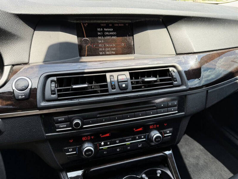 2013 BMW 5 Series 528i