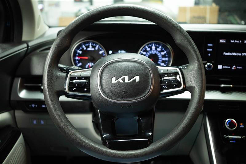 2023 Kia Carnival