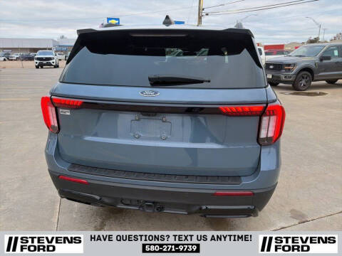2025 Ford Explorer ST-Line