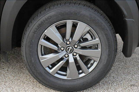 2025 Nissan Pathfinder S