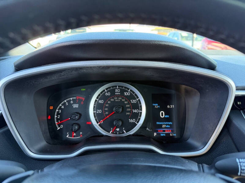 2022 Toyota Corolla Hatchback SE