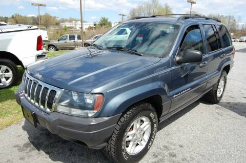2003 Jeep Grand Cherokee for sale at Modern Motors - Thomasville INC in Thomasville NC