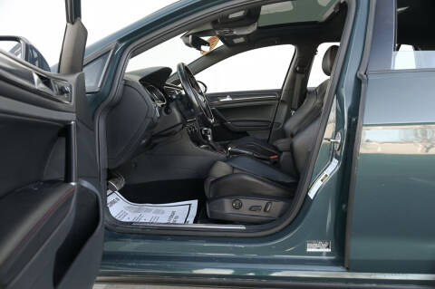 2018 Volkswagen Golf GTI S