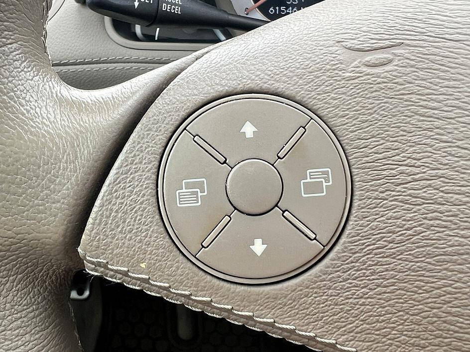 Mercedes-BenzSL-Class13