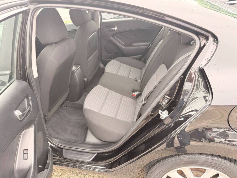 2017 Kia Forte S