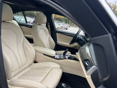 2020 BMW 5 Series 530i