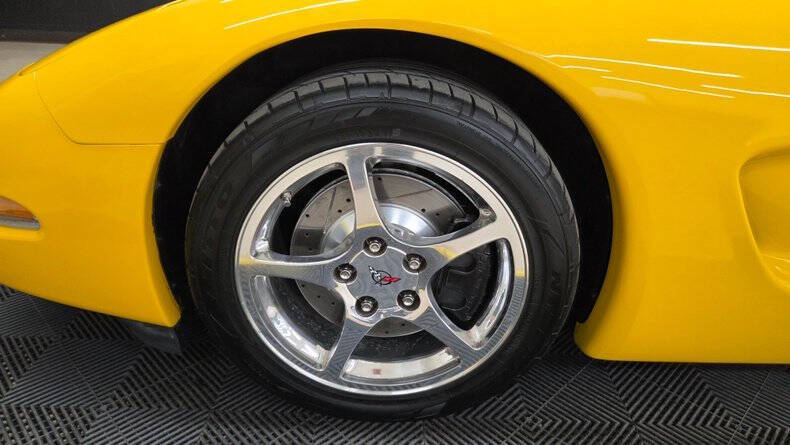 2004 Chevrolet Corvette