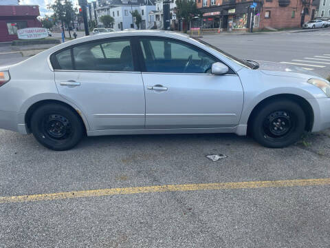 2009 Nissan Altima for sale at Mike's Auto Sales in Rochester NY