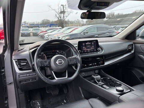 2022 Nissan Rogue SV