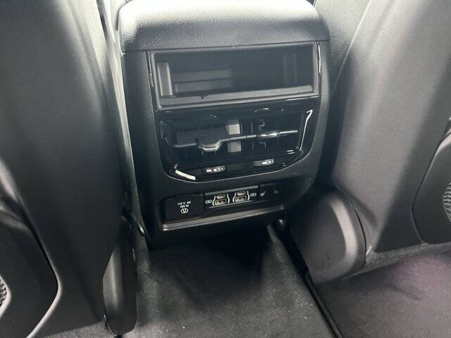 2025 Jeep Grand Cherokee Overland