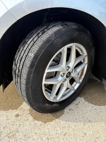 2024 Ford Edge