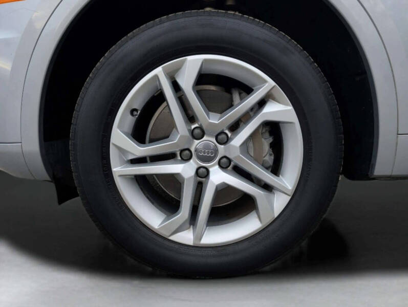 2019 Audi Q5 quattro Premium 45 TFSI