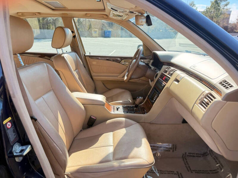 2002 Mercedes-Benz E-Class E 320 4MATIC