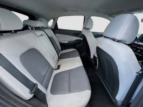 2023 Hyundai Kona SE