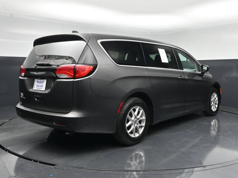2017 Chrysler Pacifica Touring